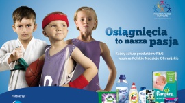 Przyszłość „Polskich Nadziei Olimpijskich” w naszych rękach. Dziecko, LIFESTYLE - P&G i Tesco rozpoczynają wspólną akcję na rzecz programu Polskie Nadzieje Olimpijskie, w którą zaangażować może się każdy. Wystarczy kupić produkty firmy Procter & Gamble, takie jak: Ariel, Lenor, Pampers czy Gillette w sklepach Tesco, by wesprzeć rozwój sportowy dzieci.
