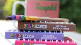Nauka poprzez zabawę, czyli jak rodzice mogą wspierać swoje dzieci w rozwoju Dziecko, LIFESTYLE - Nasza inteligencja w 50% jest uwarunkowana genetycznie, a w 50% stanowi wynik wpływów środowiskowych.