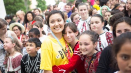 Brave Kids po raz pierwszy w Trojmiescie Dziecko, LIFESTYLE - Przyjmij młodych artystów, którzy przyjadą do Trójmiasta z trzech kontynentów. Projekt artystyczno-edukacyjny Brave Kids odbywa się już po raz 10., na Pomorzu po raz pierwszy. Już 10 maja spotkanie organizacyjne dla rodzin goszczących.