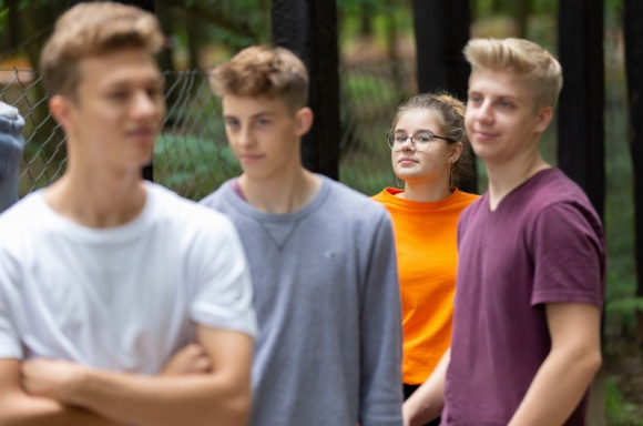 Pokolenie Z: uczy się, studiuje, wchodzi na rynek pracy. A jak lubi odpoczywać? Dziecko, LIFESTYLE - Najstarsi przedstawiciele pokolenia Z skończą w tym roku 25 lat. Nazywani są również generacją C od angielskiego słowa connected, odnoszącego się do ich przyzwyczajeń – ciągłego dostępu do informacji, „podłączenia” do mediów i budowania relacji on-line.