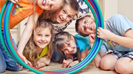 5+ z bezpieczeństwa, czyli zachowanie kilkulatka w szkole Dziecko, LIFESTYLE - Samodzielność kilkulatka bardzo mocno rozwija się od momentu rozpoczęcia edukacji w szkole. Dotyczy to każdego aspektu: zdobywania wiedzy, nawiązywania relacji z rówieśnikami i dorosłymi, a także bezpieczeństwa.